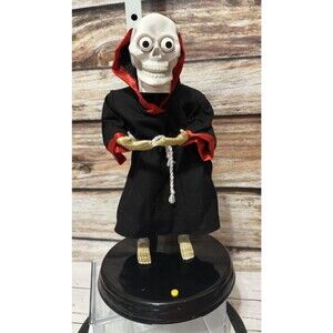 Gemmy Animated Skeleton Halloween Vintage Decor Works! Tested